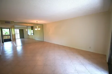 14375 Strathmore Lane Delray Beach FL 33446