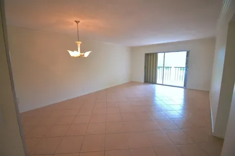14375 Strathmore Lane Delray Beach FL 33446
