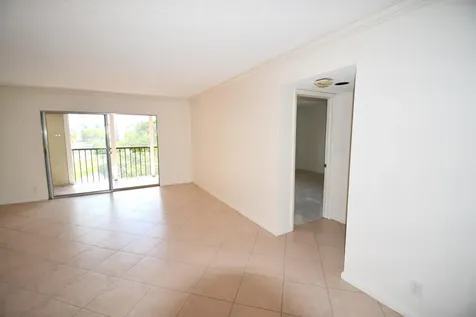 14375 Strathmore Lane Delray Beach FL 33446