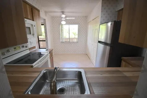 14375 Strathmore Lane Delray Beach FL 33446