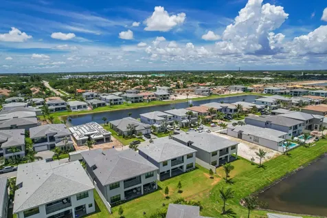 9451 Riverside Park Drive Boca Raton FL 33434