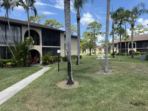 414 Pine Glen Lane Greenacres FL 33463
