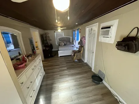 628 W 7th Street Riviera Beach FL 33404