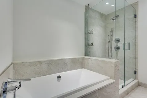 488 Ne 18th Street Miami FL 33132