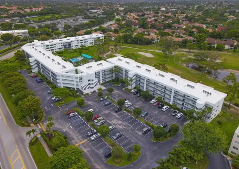6698 10th Avenue Lake Worth FL 33467