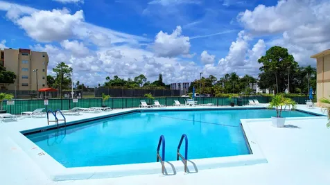 6698 10th Avenue Lake Worth FL 33467