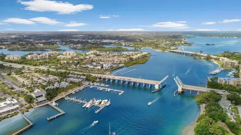 158 Village Boulevard Tequesta FL 33469