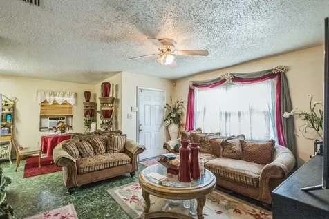 825 Drive Martin Luther King Jr Boulevard Belle Glade FL 33430