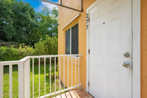 275 NW 81st Street Miami FL 33150