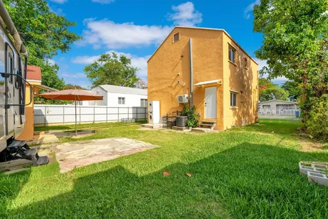 275 NW 81st Street Miami FL 33150