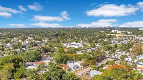 275 NW 81st Street Miami FL 33150