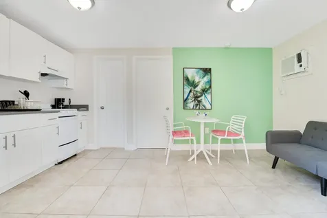 275 NW 81st Street Miami FL 33150