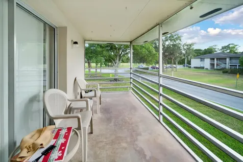 5 Lake Vista Trail Port Saint Lucie FL 34952