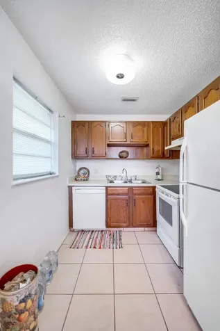 5 Lake Vista Trail Port Saint Lucie FL 34952
