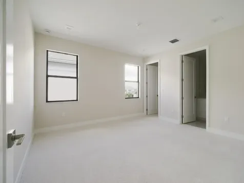9895 Migration Point Palm Beach Gardens FL 33412