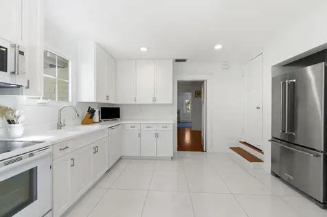 141 Chilean Avenue Palm Beach FL 33480