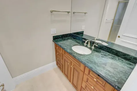 6483 Enclave Way Boca Raton FL 33496
