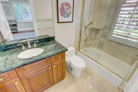 6483 Enclave Way Boca Raton FL 33496