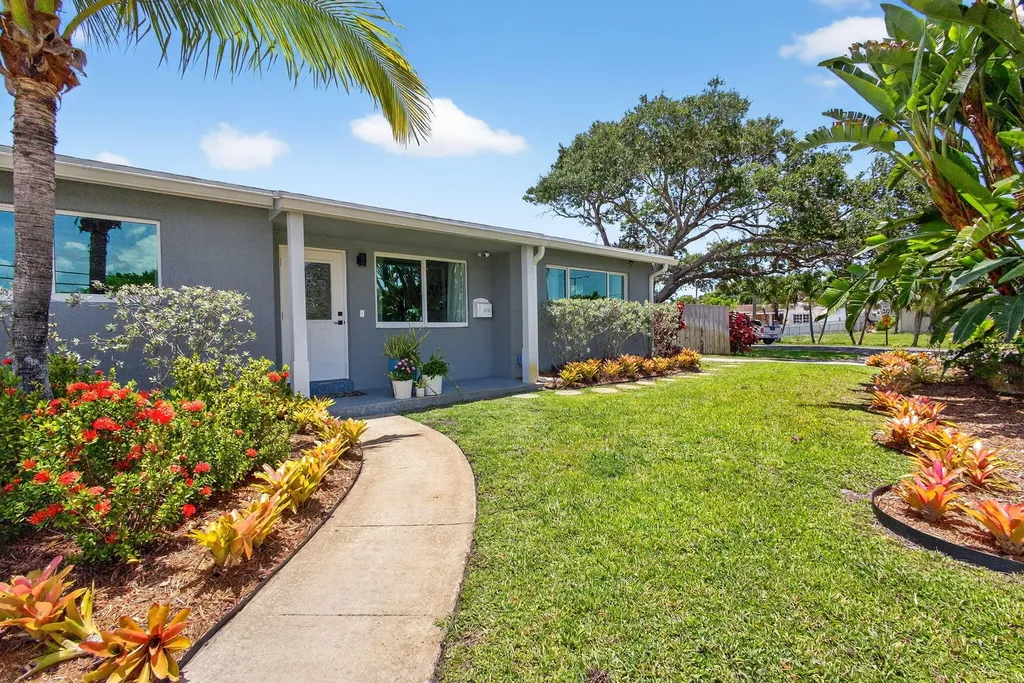 2476 S Florida Mango Road West Palm Beach FL 33406