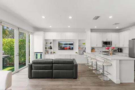 5850 Nw 42nd Terrace Boca Raton FL 33496