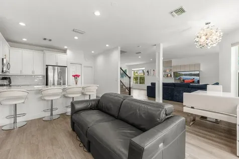 5850 Nw 42nd Terrace Boca Raton FL 33496