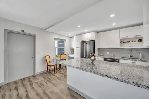 4063 Exeter D Boca Raton FL 33434