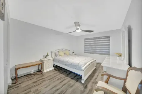4063 Exeter D Boca Raton FL 33434