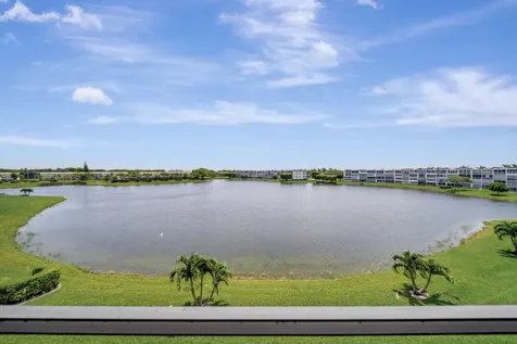 4063 Exeter D Boca Raton FL 33434