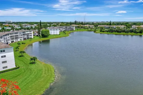 4063 Exeter D Boca Raton FL 33434
