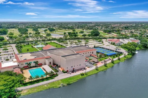 4063 Exeter D Boca Raton FL 33434