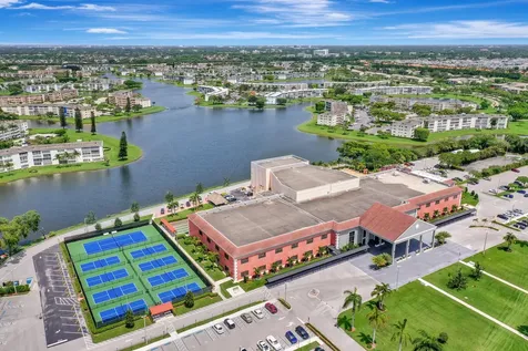 4063 Exeter D Boca Raton FL 33434
