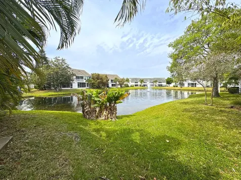 1975 Westminster Circle Vero Beach FL 32966