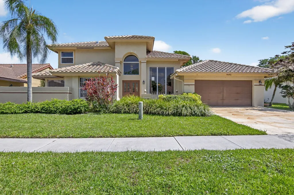 9645 Carousel Circle Boca Raton FL 33434