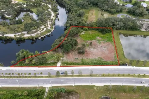 2083 W Midway Road Fort Pierce FL 34981