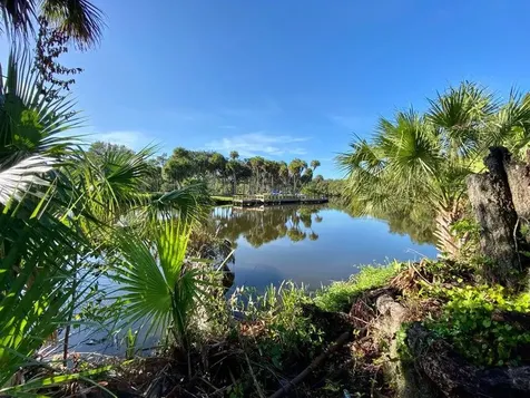 2083 W Midway Road Fort Pierce FL 34981