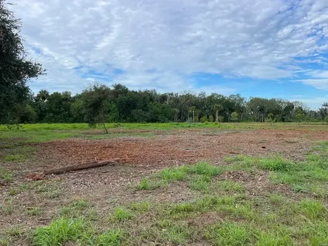 2083 W Midway Road Fort Pierce FL 34981