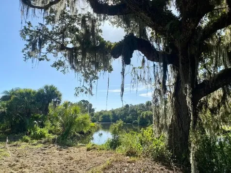 2083 W Midway Road Fort Pierce FL 34981