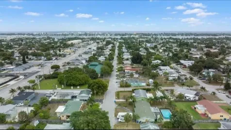 806 Minnesota Street Lantana FL 33462