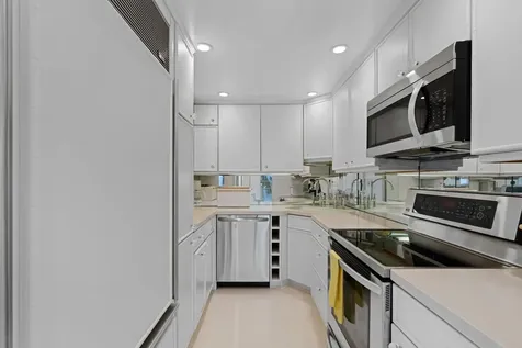 2800 N Flagler 404 Drive West Palm Beach FL 33407