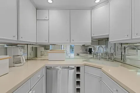2800 N Flagler 404 Drive West Palm Beach FL 33407
