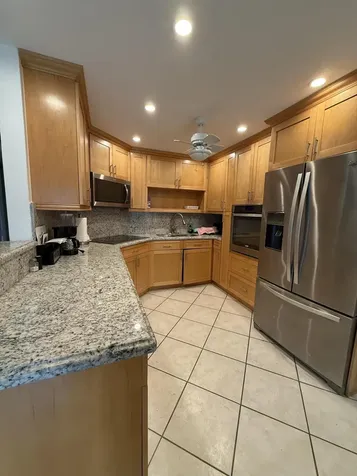 1046 Wolverton C Boca Raton FL 33434