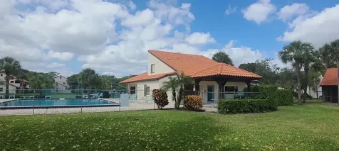 12 Via De Casas Sur Boynton Beach FL 33426