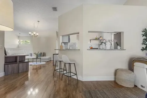 12 Via De Casas Sur Boynton Beach FL 33426