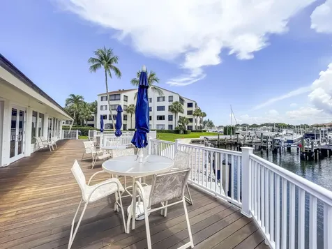 325 Oak Harbour Drive Juno Beach FL 33408