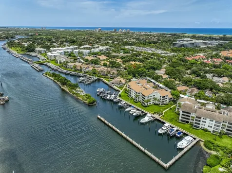 325 Oak Harbour Drive Juno Beach FL 33408
