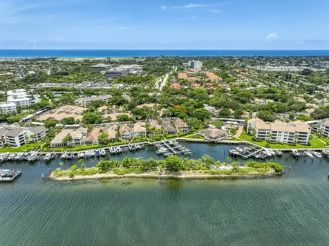325 Oak Harbour Drive Juno Beach FL 33408