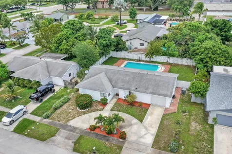 10151 Windtree Lane Boca Raton FL 33428