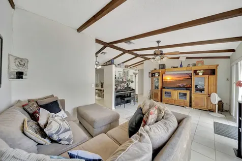 10151 Windtree Lane Boca Raton FL 33428