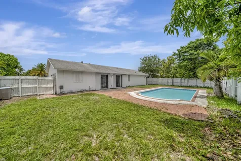 10151 Windtree Lane Boca Raton FL 33428