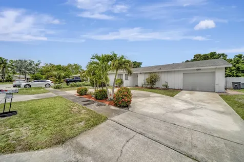 10151 Windtree Lane Boca Raton FL 33428